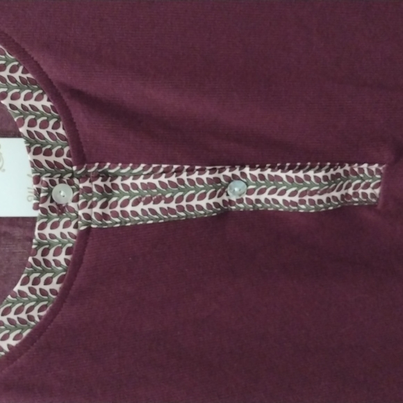 Weekend Top - Picture 9 of 11